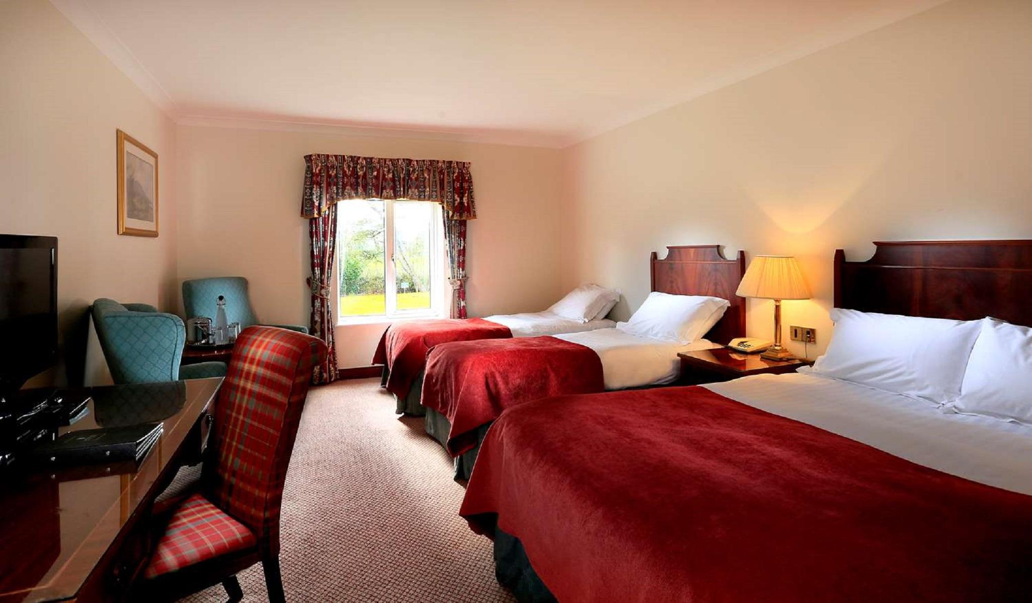 Macdonald Craxton Wood Hotel & Spa Ledsham  Exterior photo