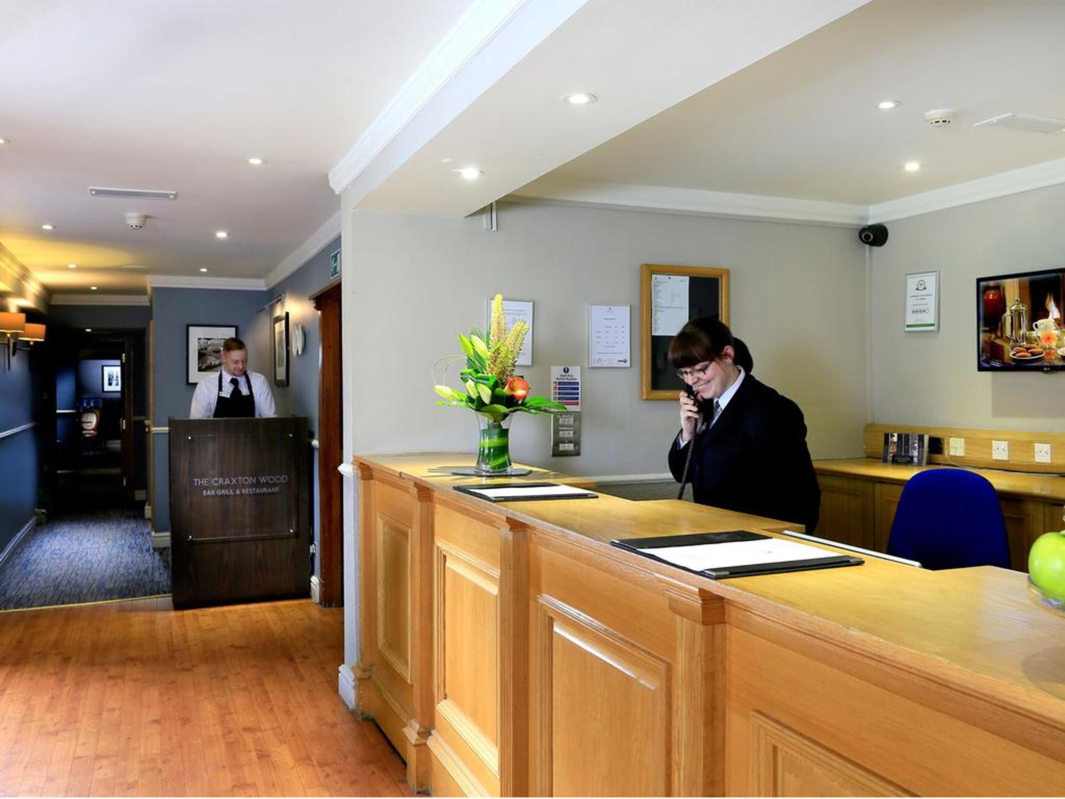 Macdonald Craxton Wood Hotel & Spa Ledsham  Exterior photo