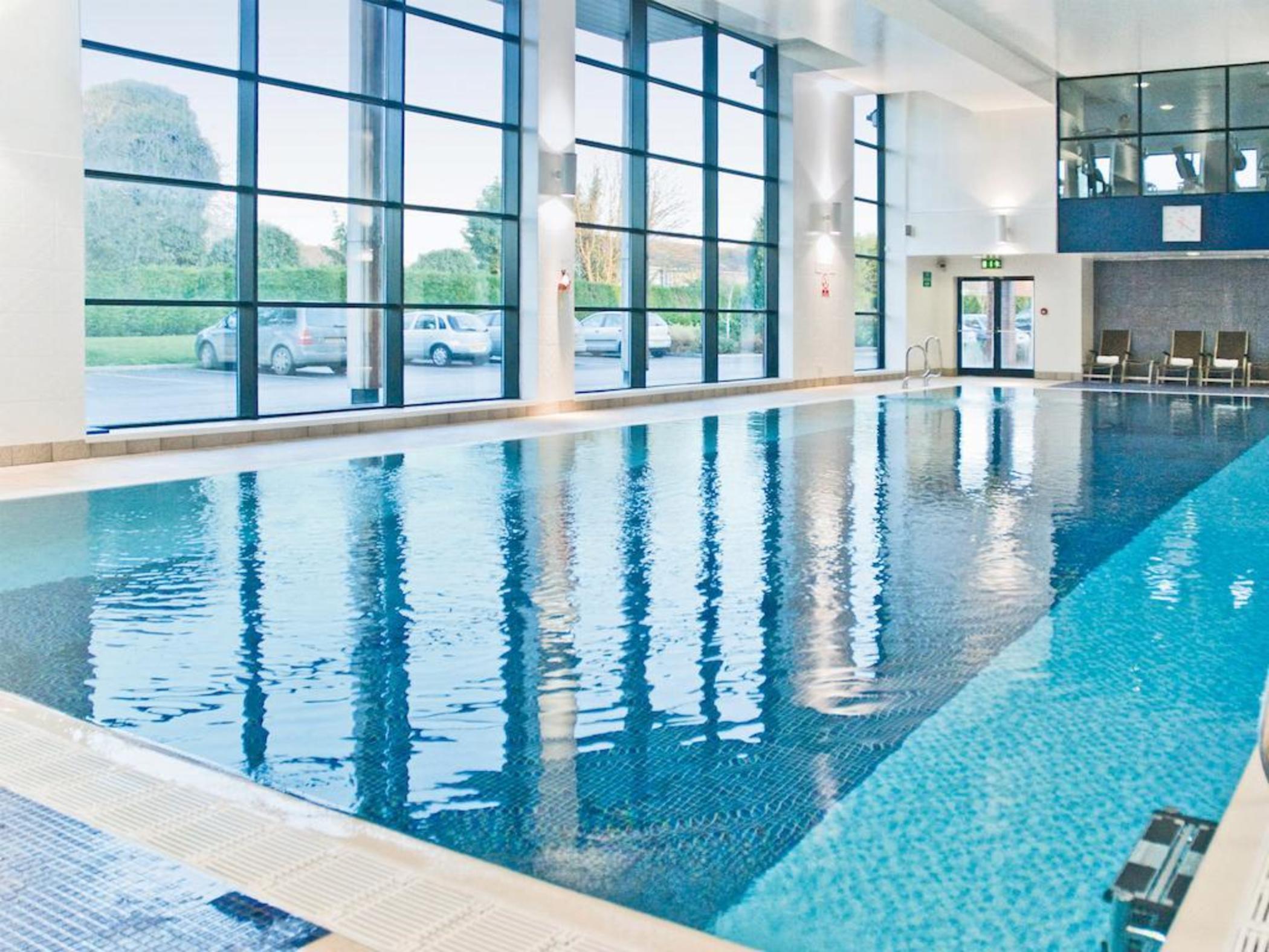 Macdonald Craxton Wood Hotel & Spa Ledsham  Exterior photo