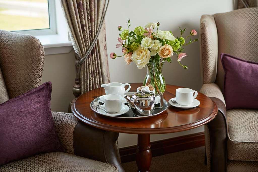 Macdonald Craxton Wood Hotel & Spa Ledsham  Room photo