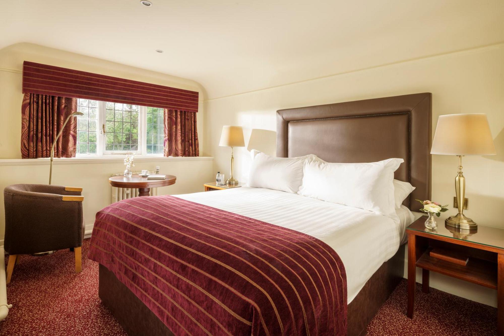 Macdonald Craxton Wood Hotel & Spa Ledsham  Exterior photo